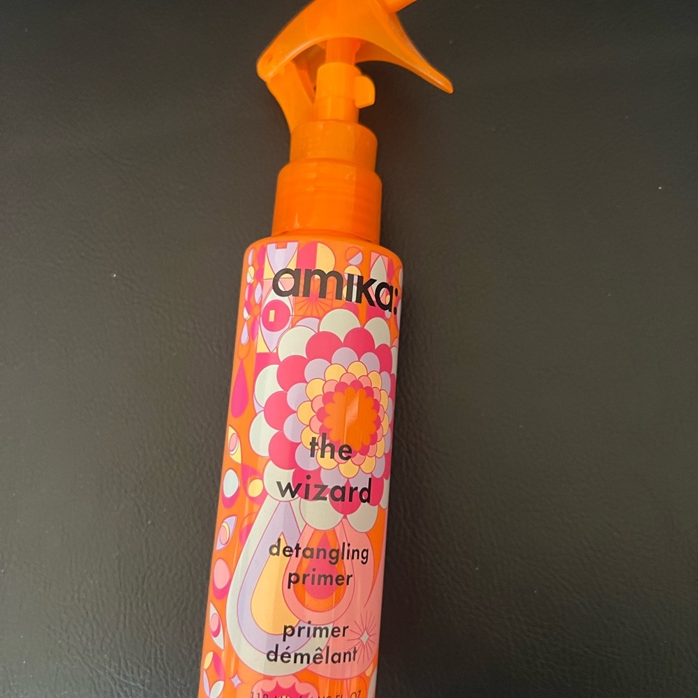 Amika The Wizard Detangler                      Brand New Never Used